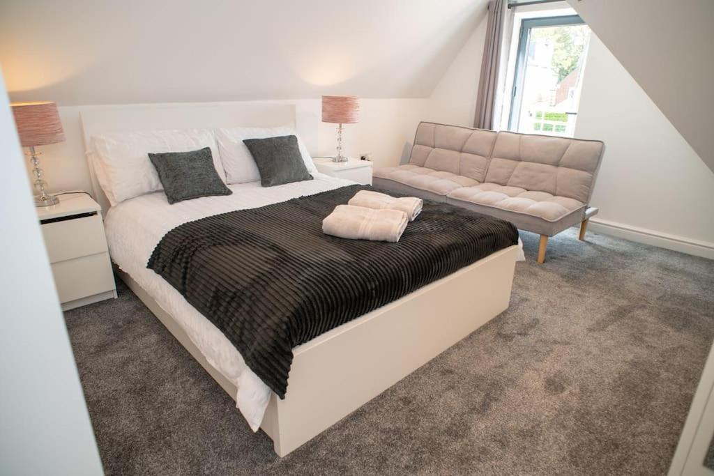 קידלינגטון Rosey Lodge -1Bedroom Cousy Flat - Parking, Netflix, Wifi - Close To Blenheim Palace & Oxford - F5 מראה חיצוני תמונה