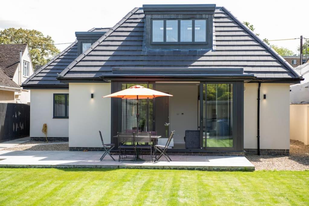 קידלינגטון Rosey Lodge -1Bedroom Cousy Flat - Parking, Netflix, Wifi - Close To Blenheim Palace & Oxford - F5 מראה חיצוני תמונה
