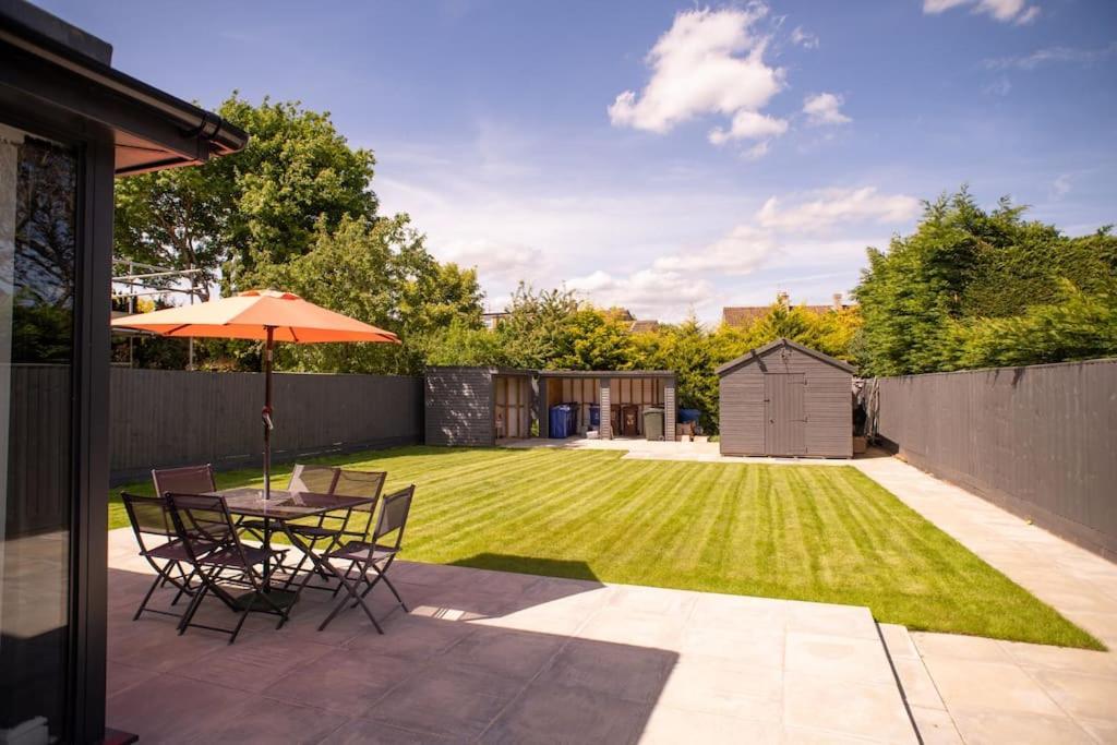 קידלינגטון Rosey Lodge -1Bedroom Cousy Flat - Parking, Netflix, Wifi - Close To Blenheim Palace & Oxford - F5 מראה חיצוני תמונה